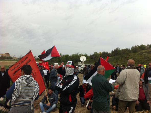 STW holds protest against Shafi Shomron waste dump in Sabastiya